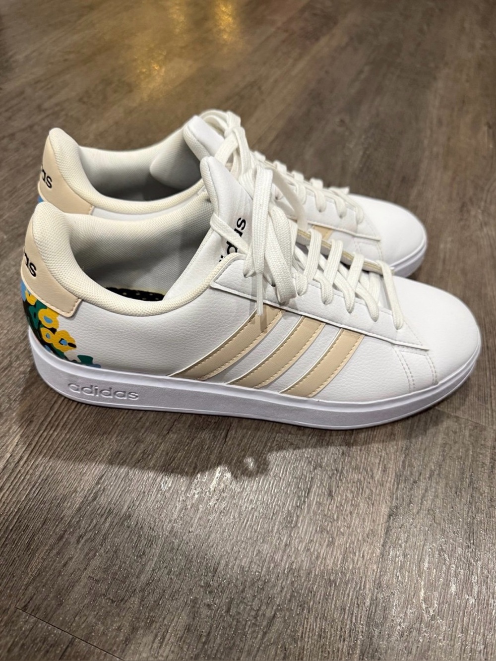 adidas Women's White Sneakers with Cream Stripes and Floral Heel